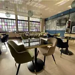 Logis & Restaurant - Le Mouton Blanc