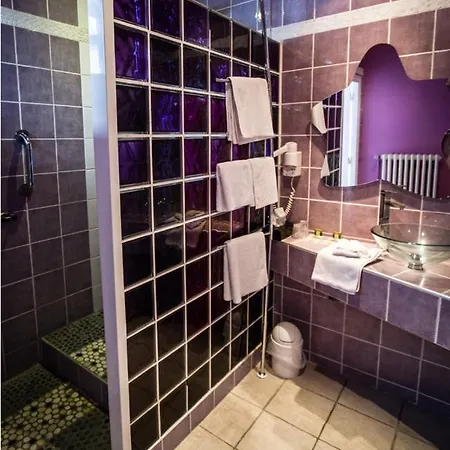 Hotell Logis & Restaurant - Le Mouton Blanc Cambrai