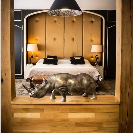 호텔 Logis & Restaurant - Le Mouton Blanc