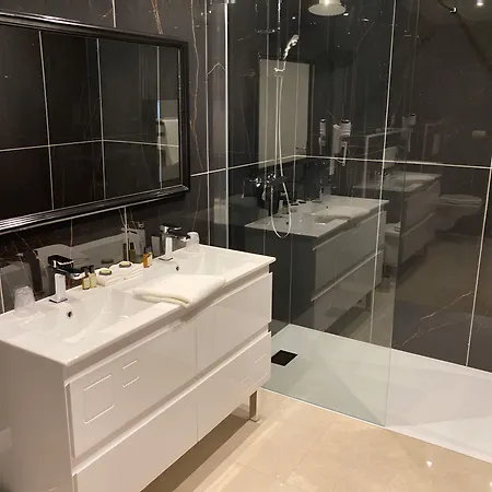 Logis & Restaurant - Le Mouton Blanc