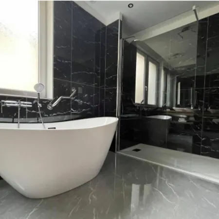 Logis & Restaurant - Le Mouton Blanc Hotell 3*