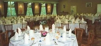 Logis & Restaurant - Le Mouton Blanc 3* Камбре