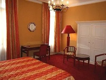 Hotel Logis & Restaurant - Le Mouton Blanc Cambrai